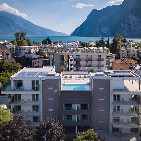 Aris Apartments & Sky Pool - Tonelli Hotels - Adult Friendly Riva del Garda Luaran gambar