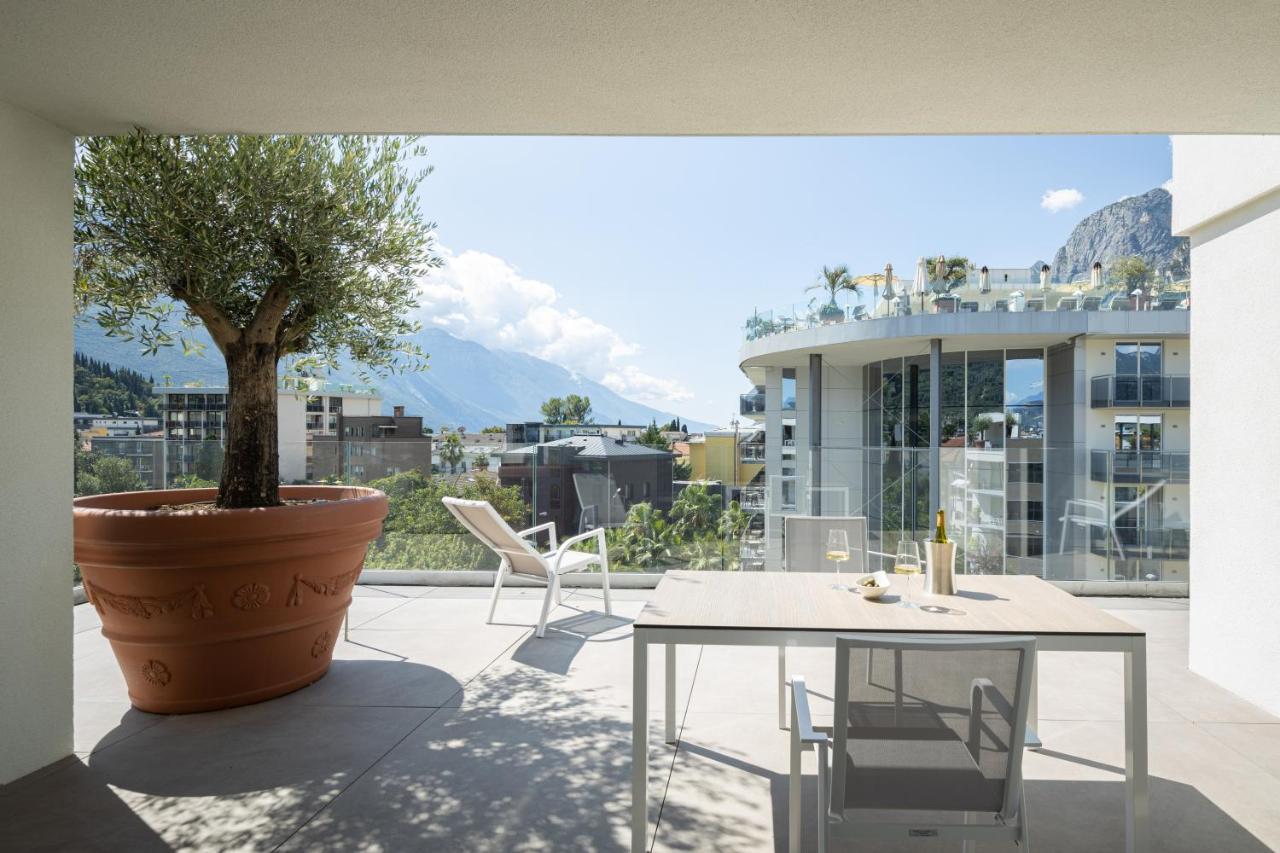 Aris Apartments & Sky Pool - Tonelli Hotels - Adult Friendly Riva del Garda Luaran gambar