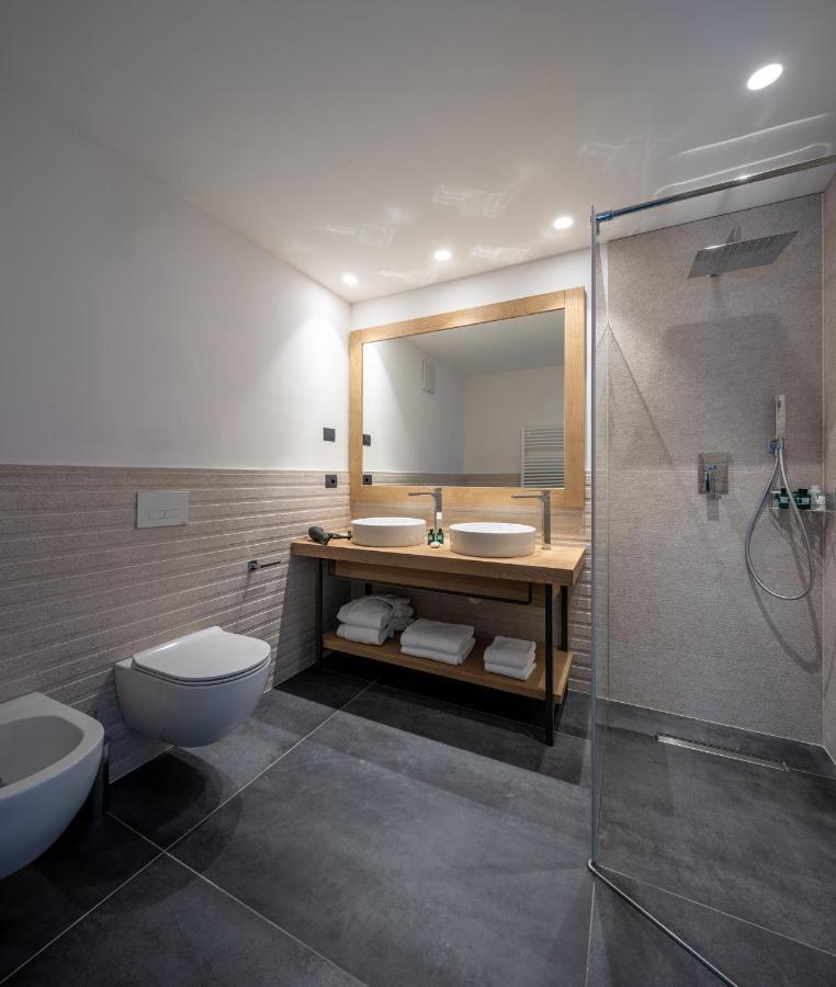Aris Apartments & Sky Pool - Tonelli Hotels - Adult Friendly Riva del Garda Luaran gambar
